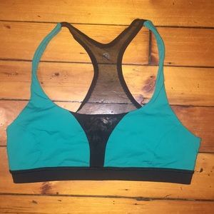 Lululemon Sports bra.